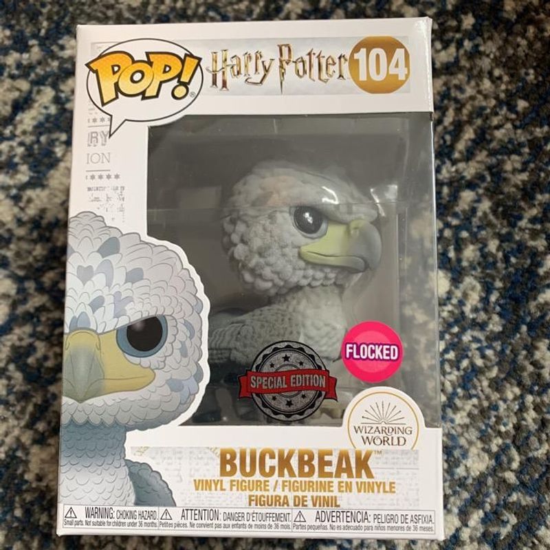 Buckbeak (Flocked) [Black Eyes]