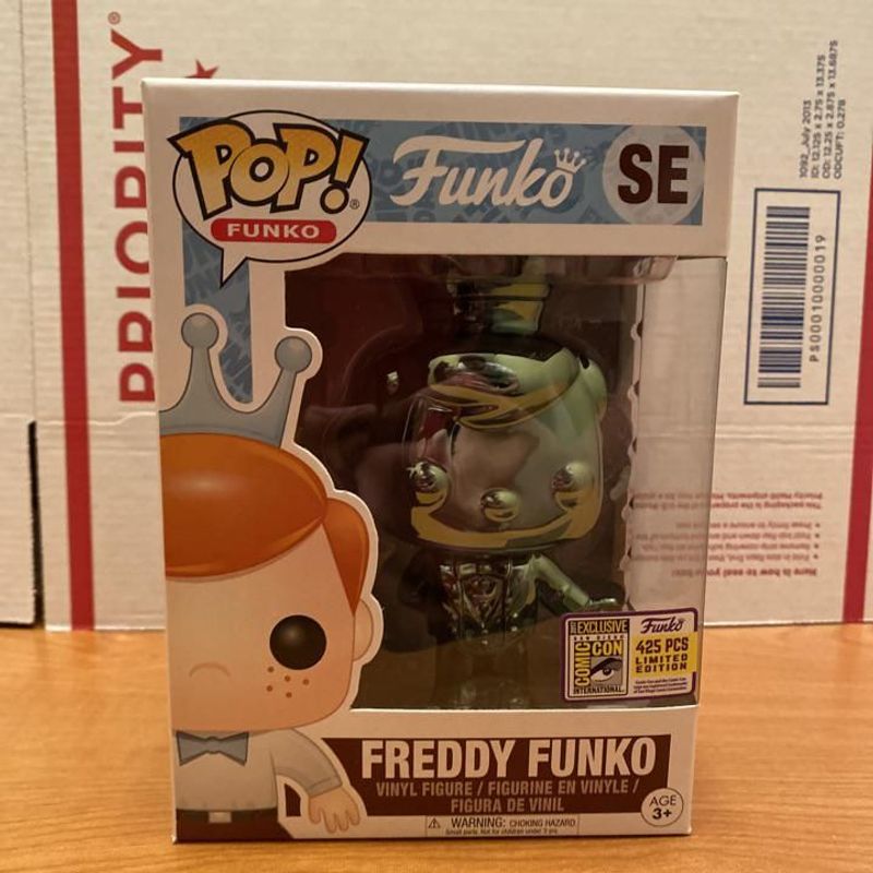 Freddy Funko (Green Chrome)