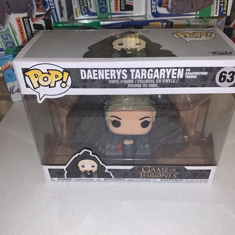 Daenerys Targaryen (Dragonstone Throne)