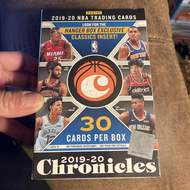 2019-20 Panini Chronicles Basketball Hanger Box