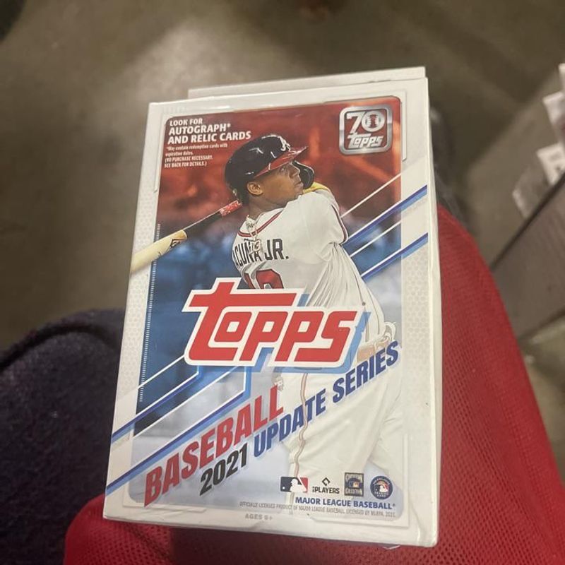 2021 Topps Update Series Baseball Hanger Box