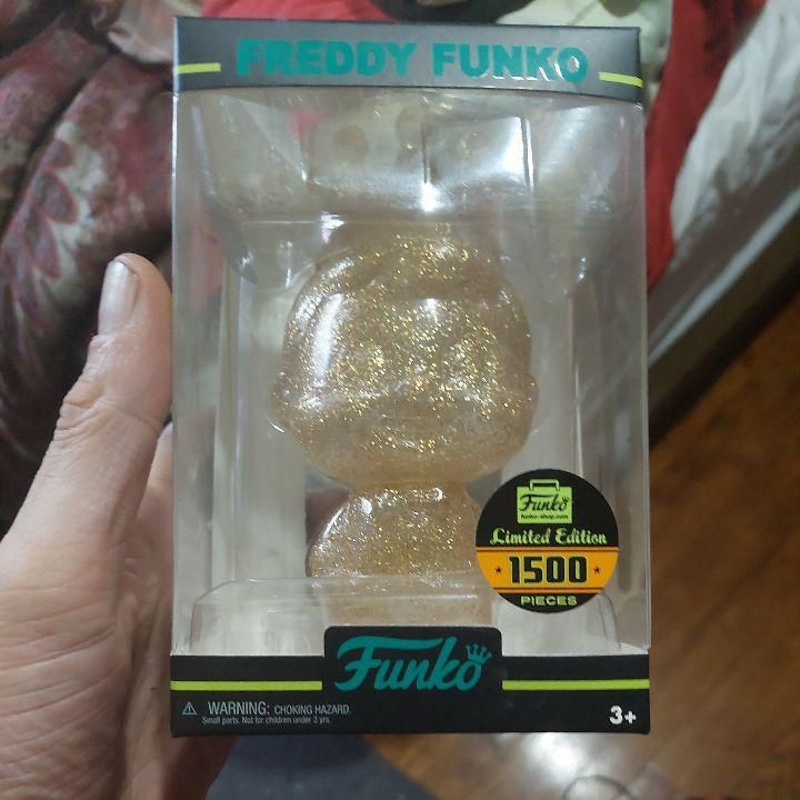 hikari freddy funko