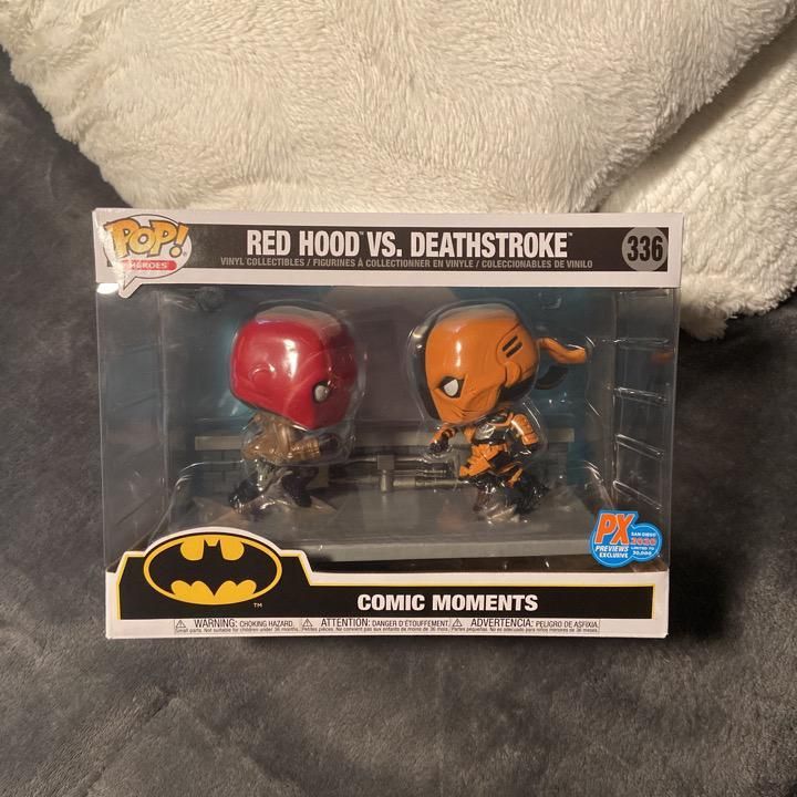 funko pop red hood vs deathstroke