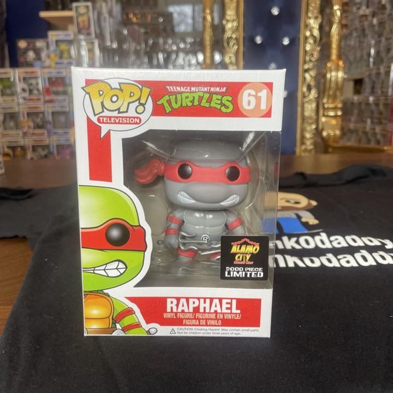 Raphael (Grayscale)