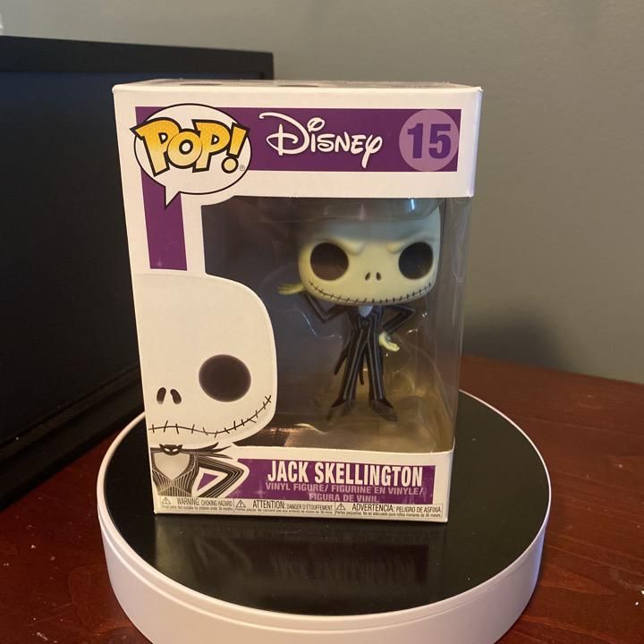 jack skellington in engine funko