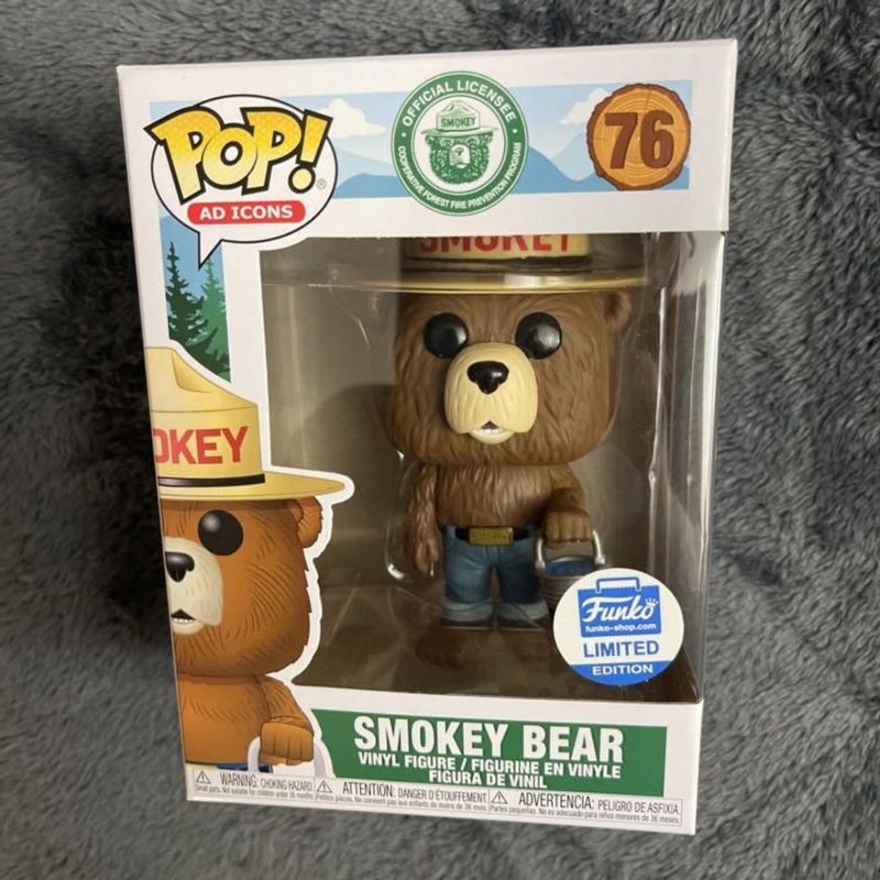  Smokey Bear (with Bucket)