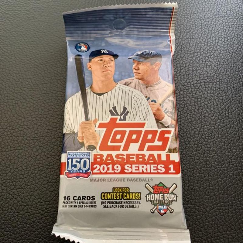 2019 Topps Baseball Series 1 Pack (16 cards)