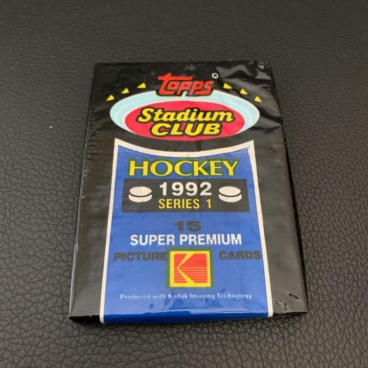 verified-1992-93-stadium-club-hockey-series-1-pack-topps-cards-whatnot