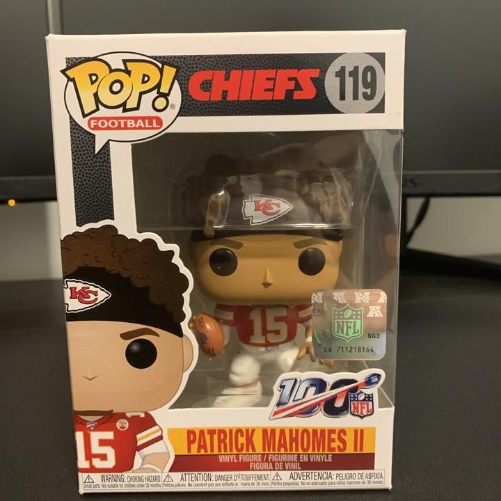pop figure patrick mahomes