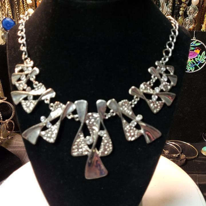 Whatnot Jewelry Livestream by pluto817 vintage_costume_jewelry