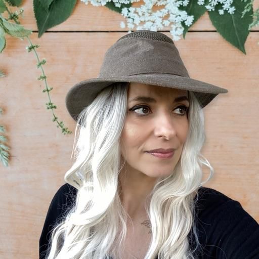 whatnot-early-bird-shopping-livestream-by-best-dressed-thrifting