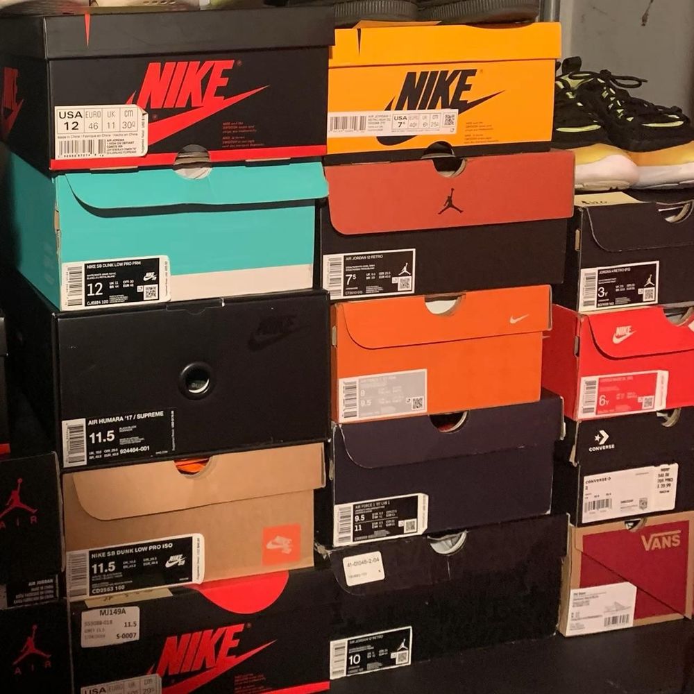 Whatnot KIDS POP UP USED SHOES AND CLOTHES 3+ AUCTION Livestream by