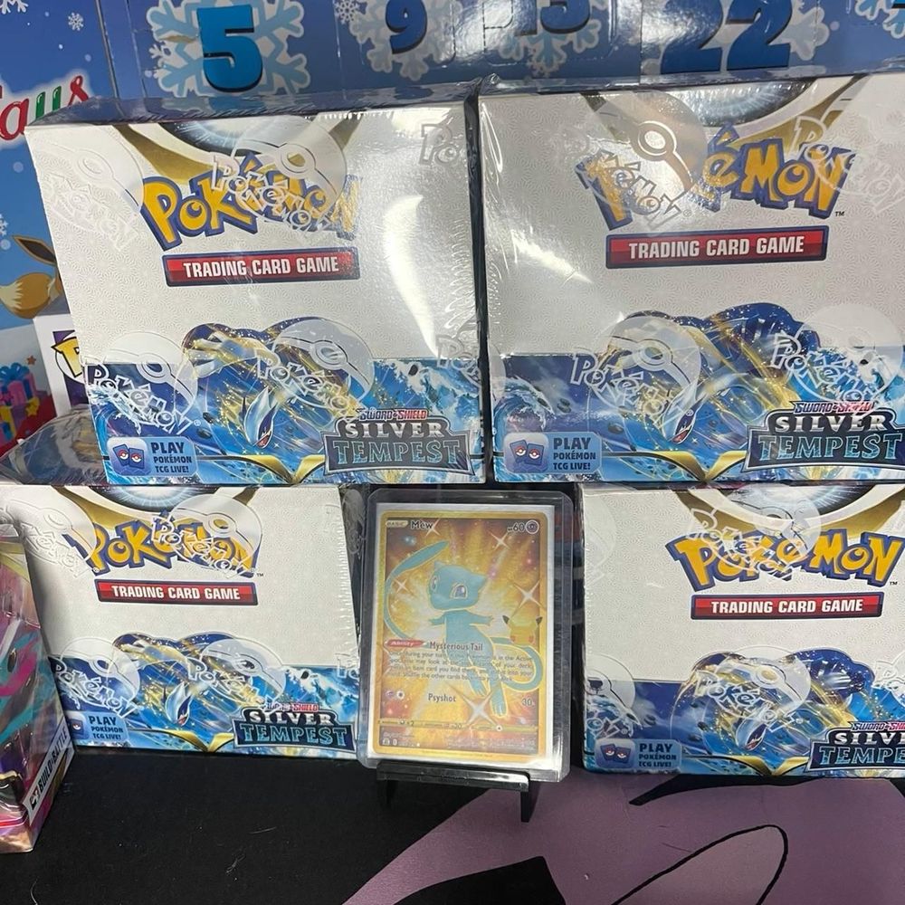 Whatnot 5 comic books / 25 Pokémon mystery bags Livestream by