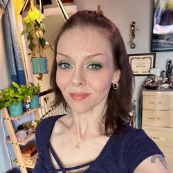 Livestream shopping by zen_gardenzz