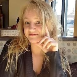 Livestream shopping: Storage Unit Finds | Estate Sales & Storage Units