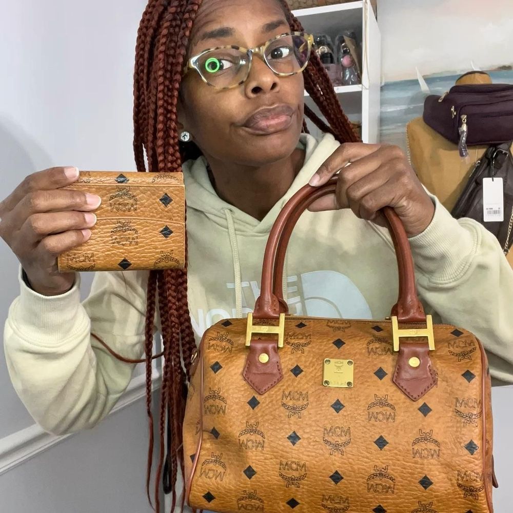 Whatnot   Kate Spade , Tory Burch , Michael Kors , Coach & More 🔥 ️