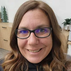 @amandas_lit_lounge's Seller profile on Whatnot