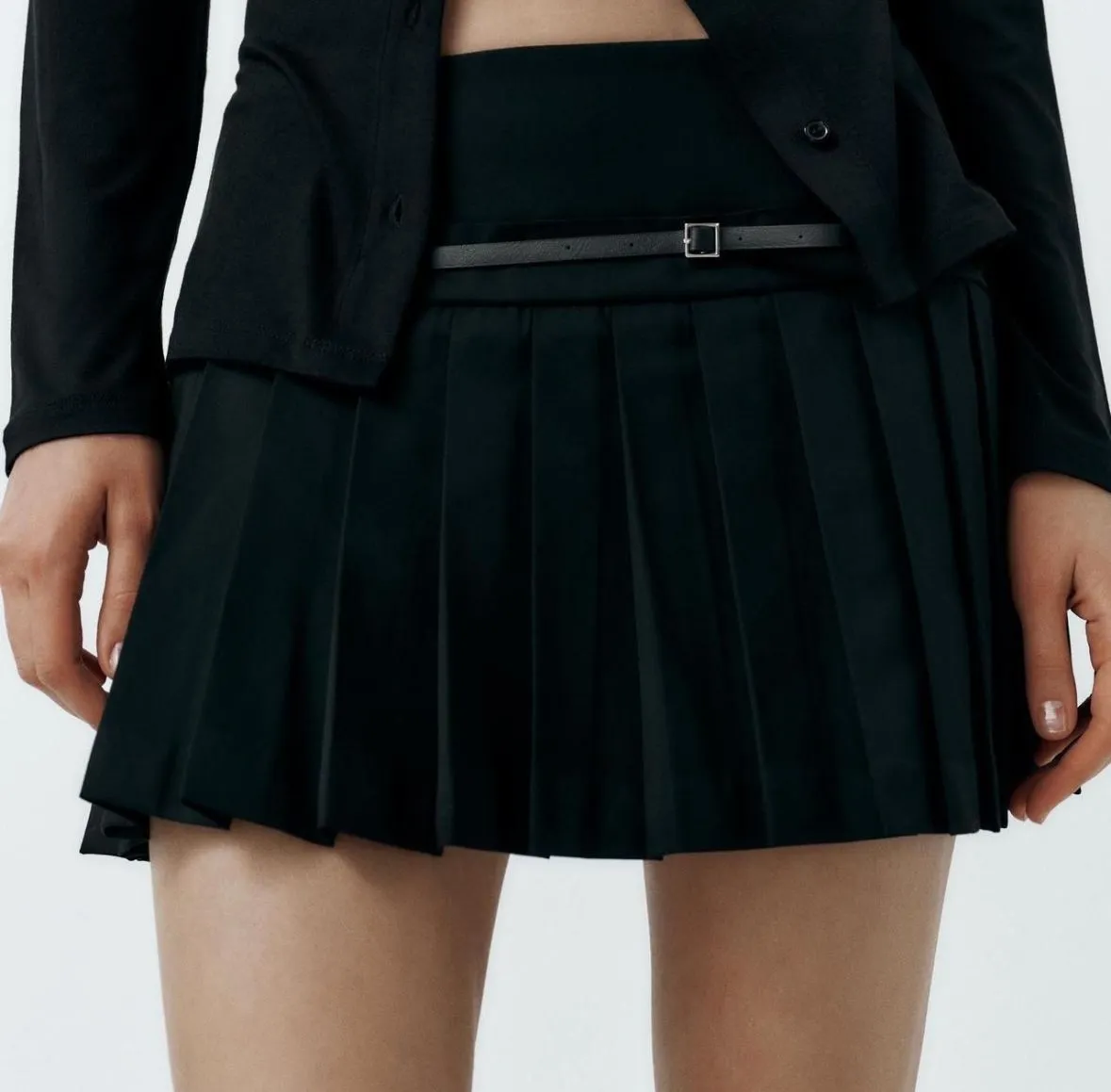 strapless open back dress Zara Black Puff Sleeves Pleated Short Dress | Pre Loved main image 0
