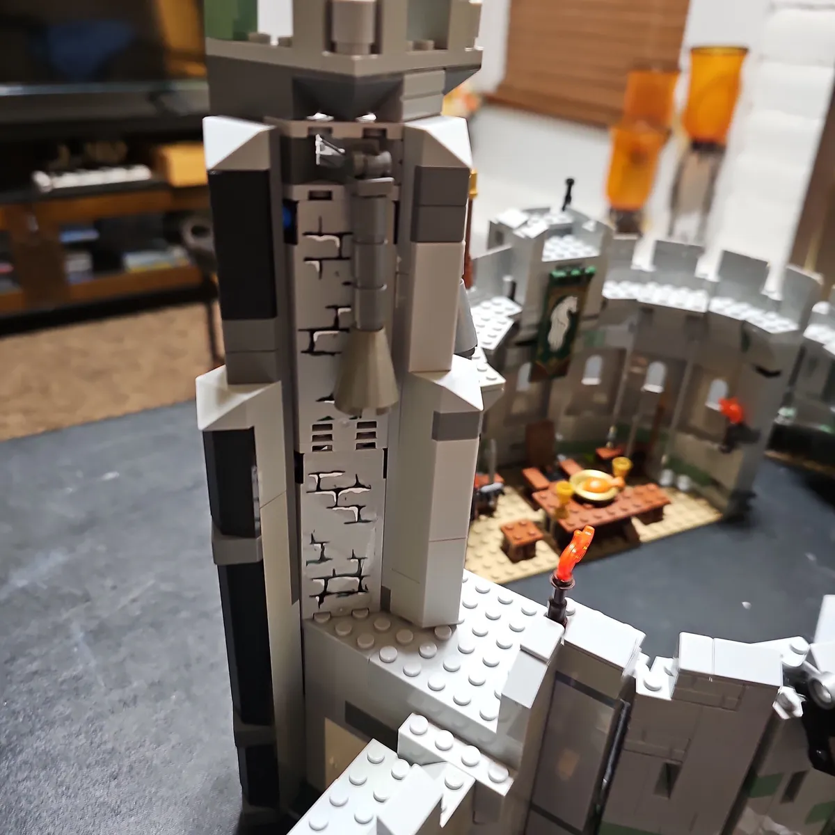 Lego Helm's Deep, a few substitute · Whatnot: Shop, Sell