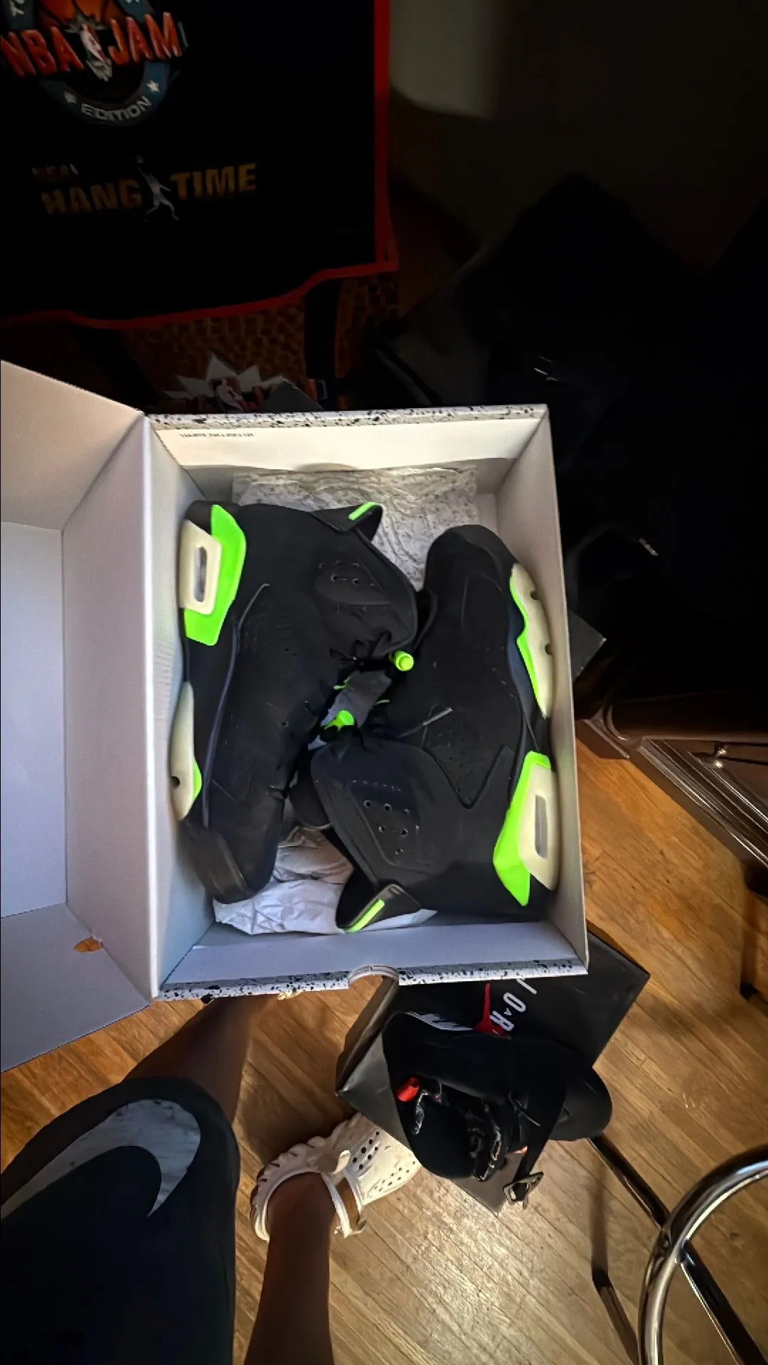 jordan 6 electric green box