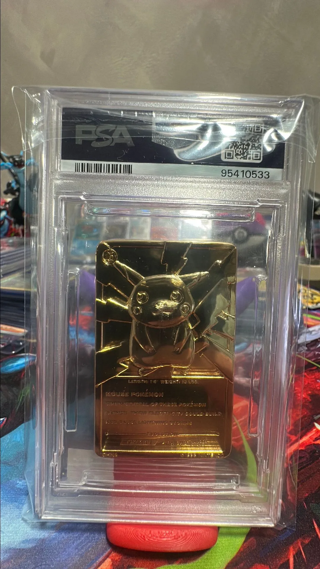 black gold pokemon cards 1999 Burger King Pokemon Charizard 23K Gold Card main image 1