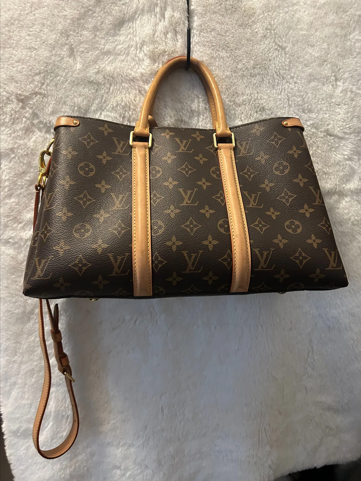 Soufflot leather handbag Louis Vuitton Brown in Leather - 46313990