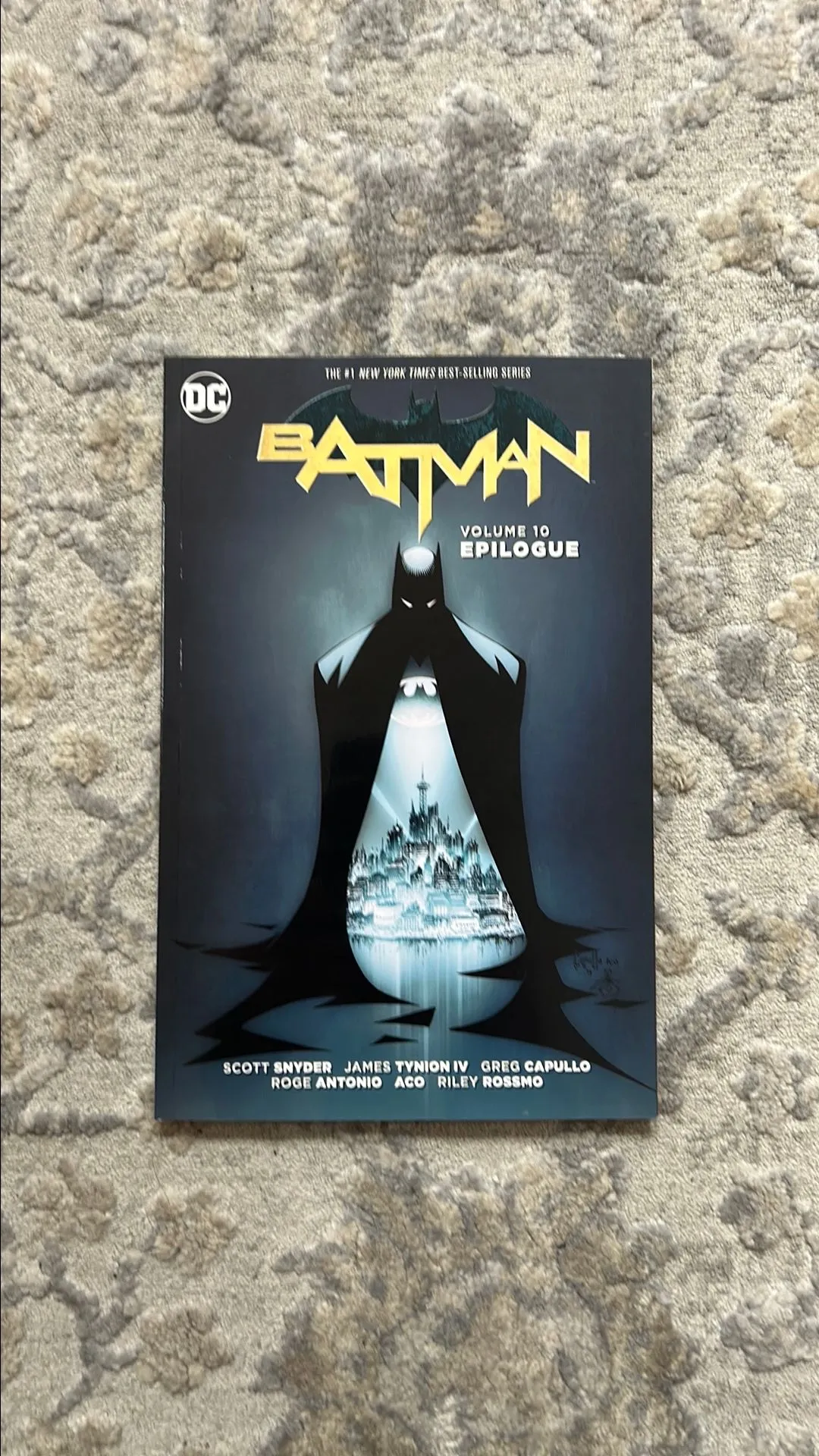 Batman The New 52 vol 10 Epilogue · Whatnot: Shop, Sell, Connect, image size:1080x1920