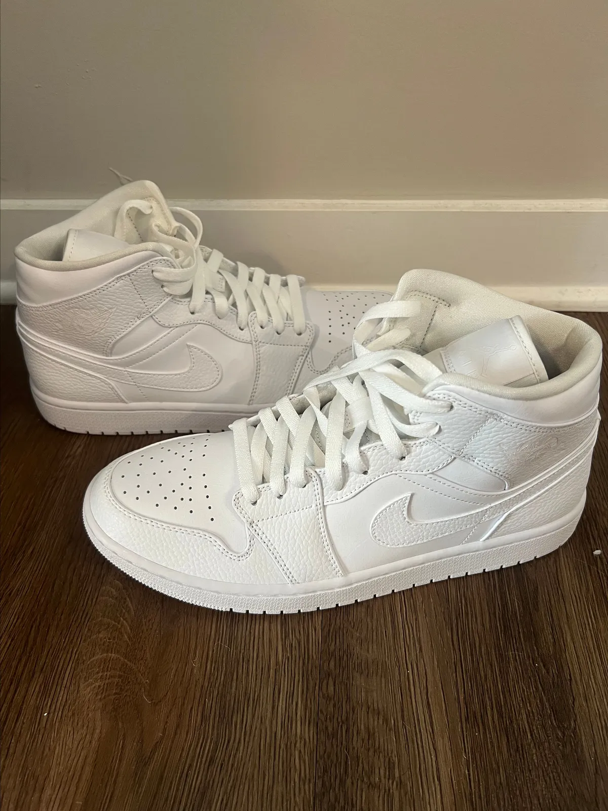 jordan 1 mid trainer white