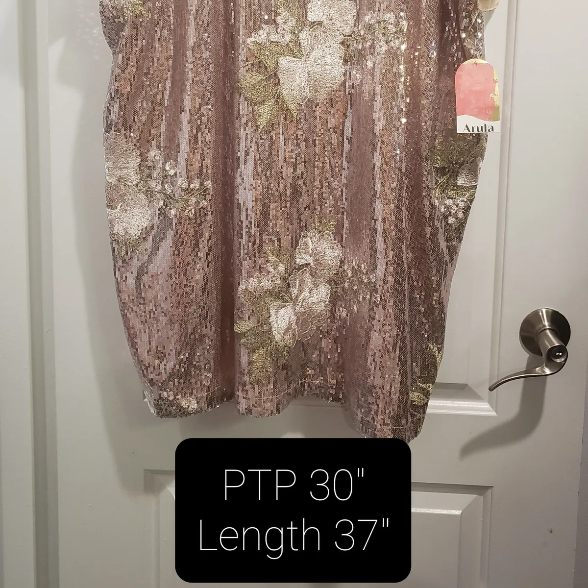 3X - Arula Rose Gold Sequin Dress with Embroidered Flowers  Whatnot: Shop,  Sell, Connect