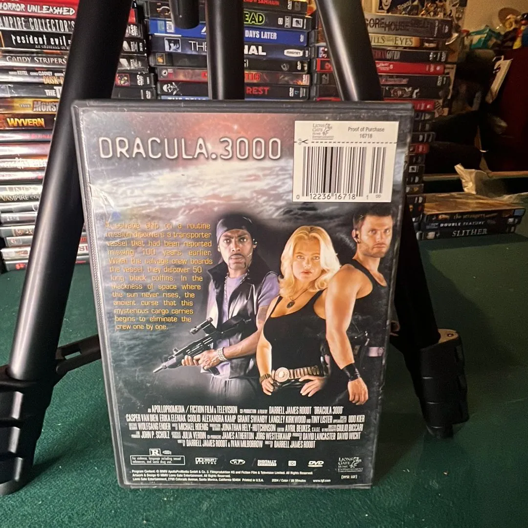 Dracula 3000 · Whatnot : Acheter, vendre et tisser des liens, image size:1200x1200