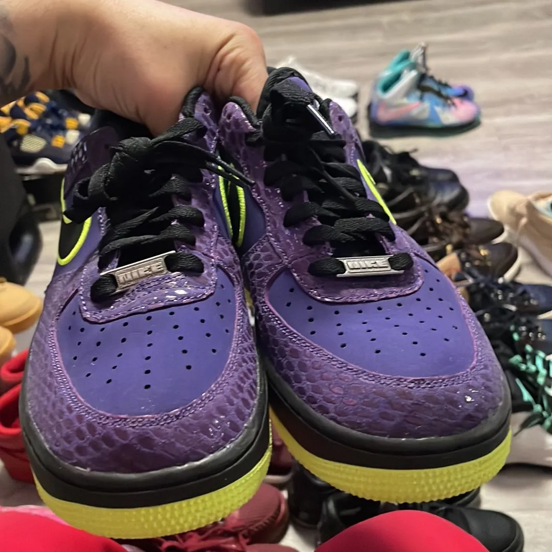 2013 Nike AF1 low snake 🐍 skin court purple volt · Whatnot: Shop