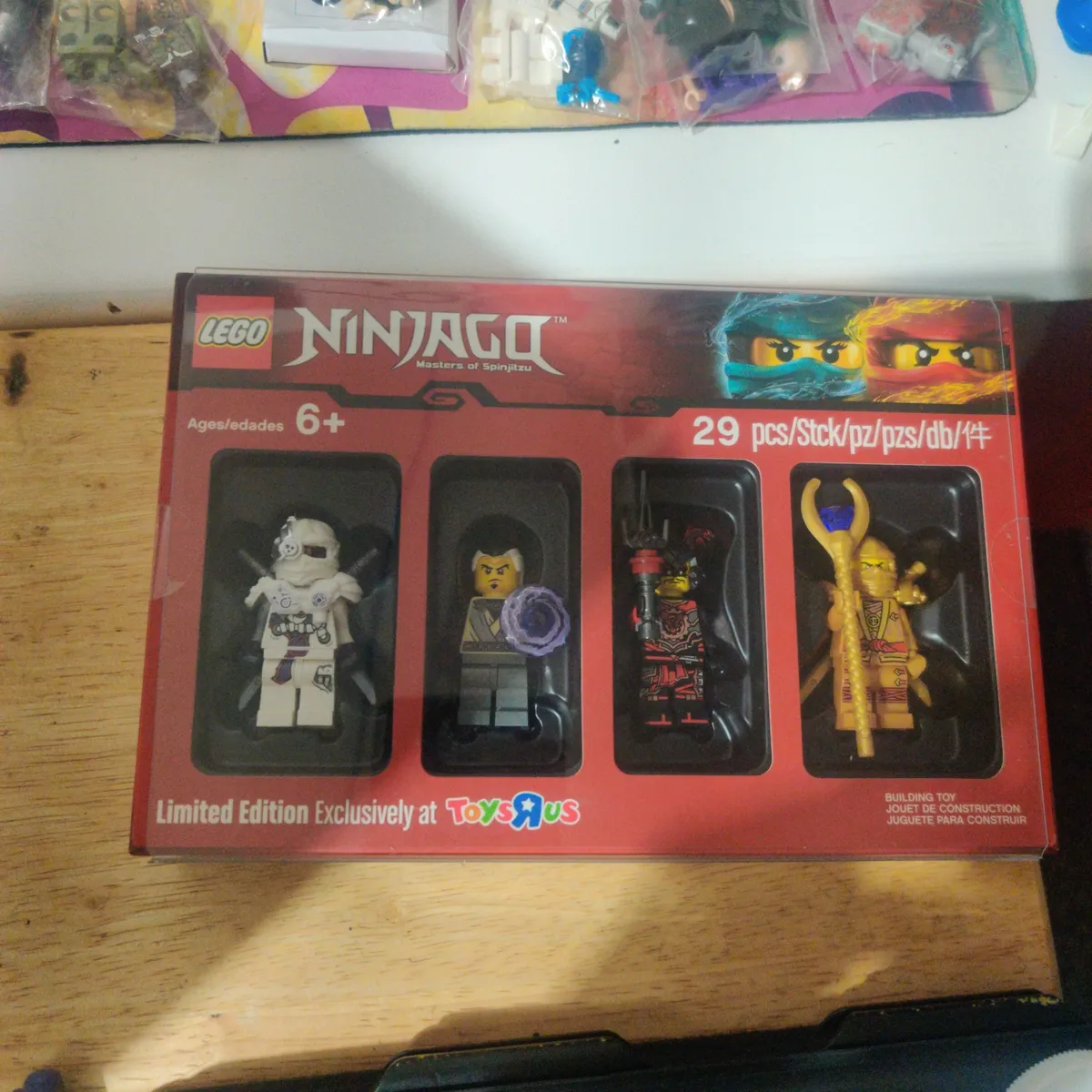 Bricktober Minifigure Collection 1/4 Ninjago (2017 Toys 