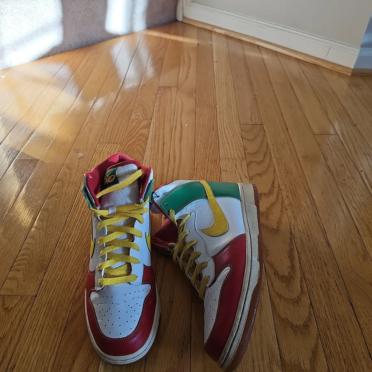 NIKE DUNK HIGH RASTA RED GREEN /YELLOW · Whatnot: Shop, Sell