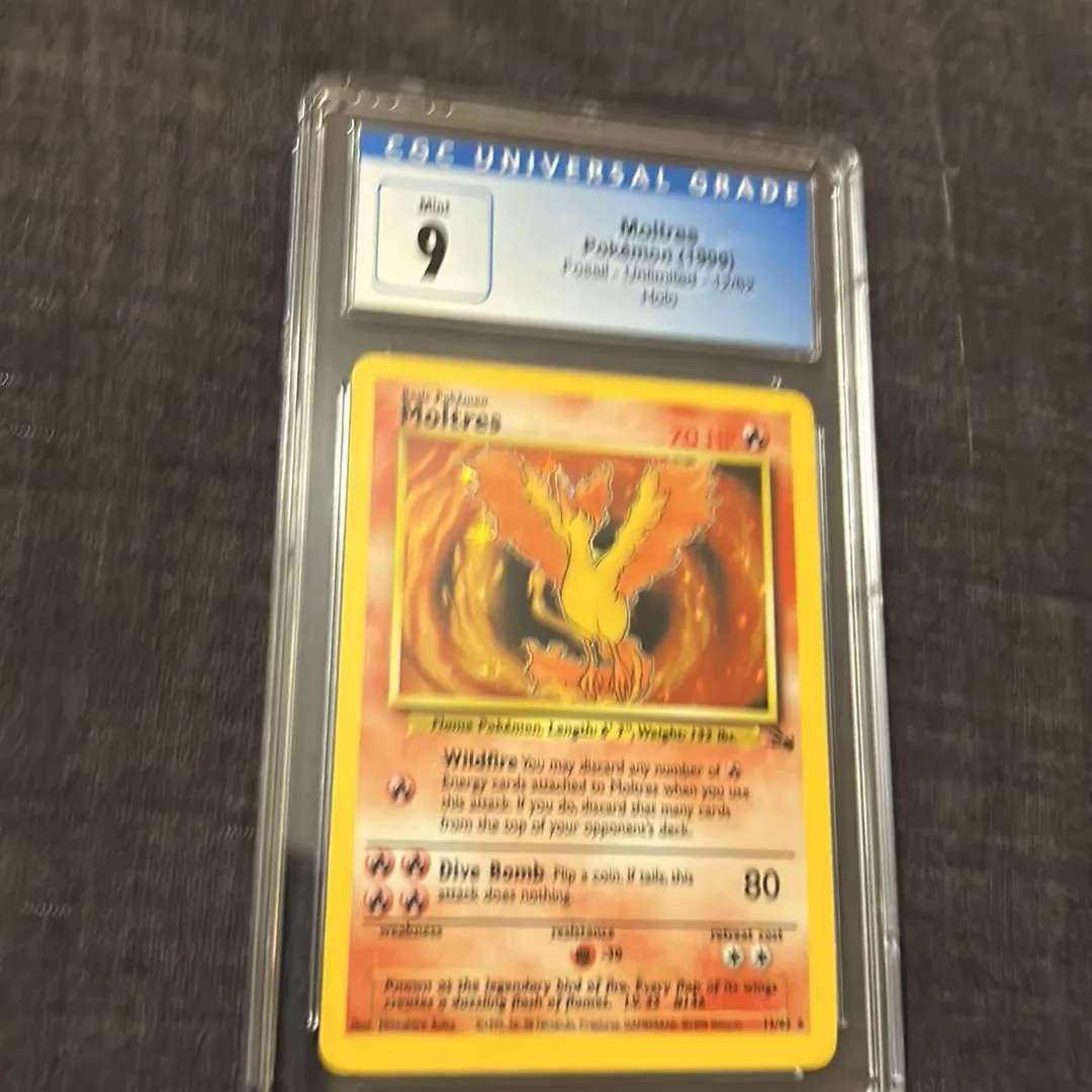 1999 moltres pokemon card this item offers a spectacular aesthetic for a gallery Is this moltres fake? :