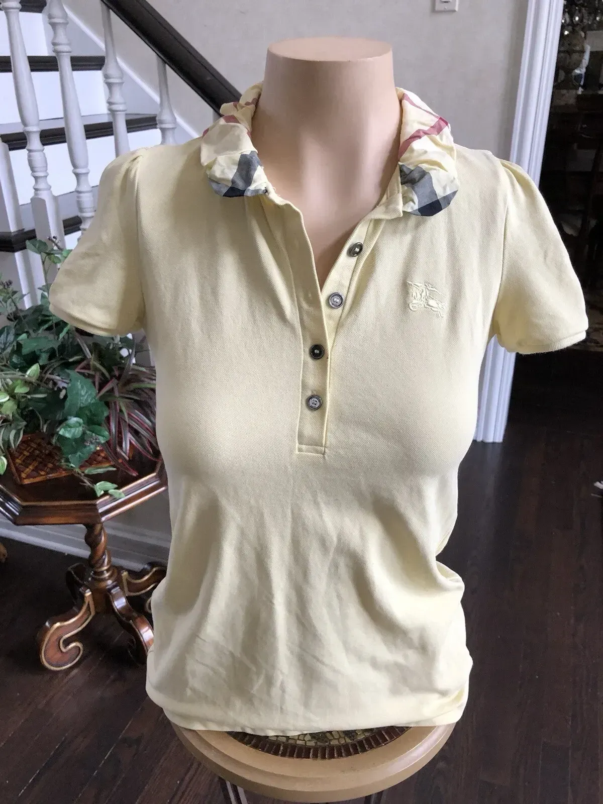 BURBERRY Yellow Polo Shirt Women's SIZE XS Short Puff Sleeve Nova Check  Collared - size M  Whatnot: Shop, Sell, Connect