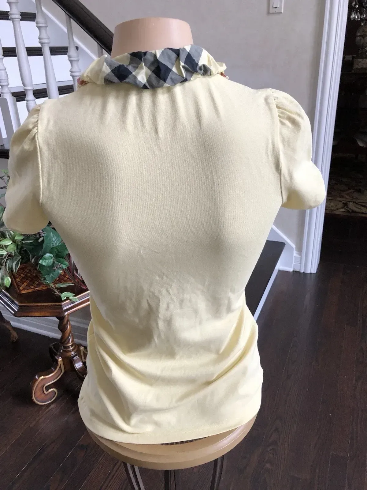 BURBERRY Yellow Polo Shirt Women's SIZE XS Short Puff Sleeve Nova Check  Collared - size M  Whatnot: Shop, Sell, Connect