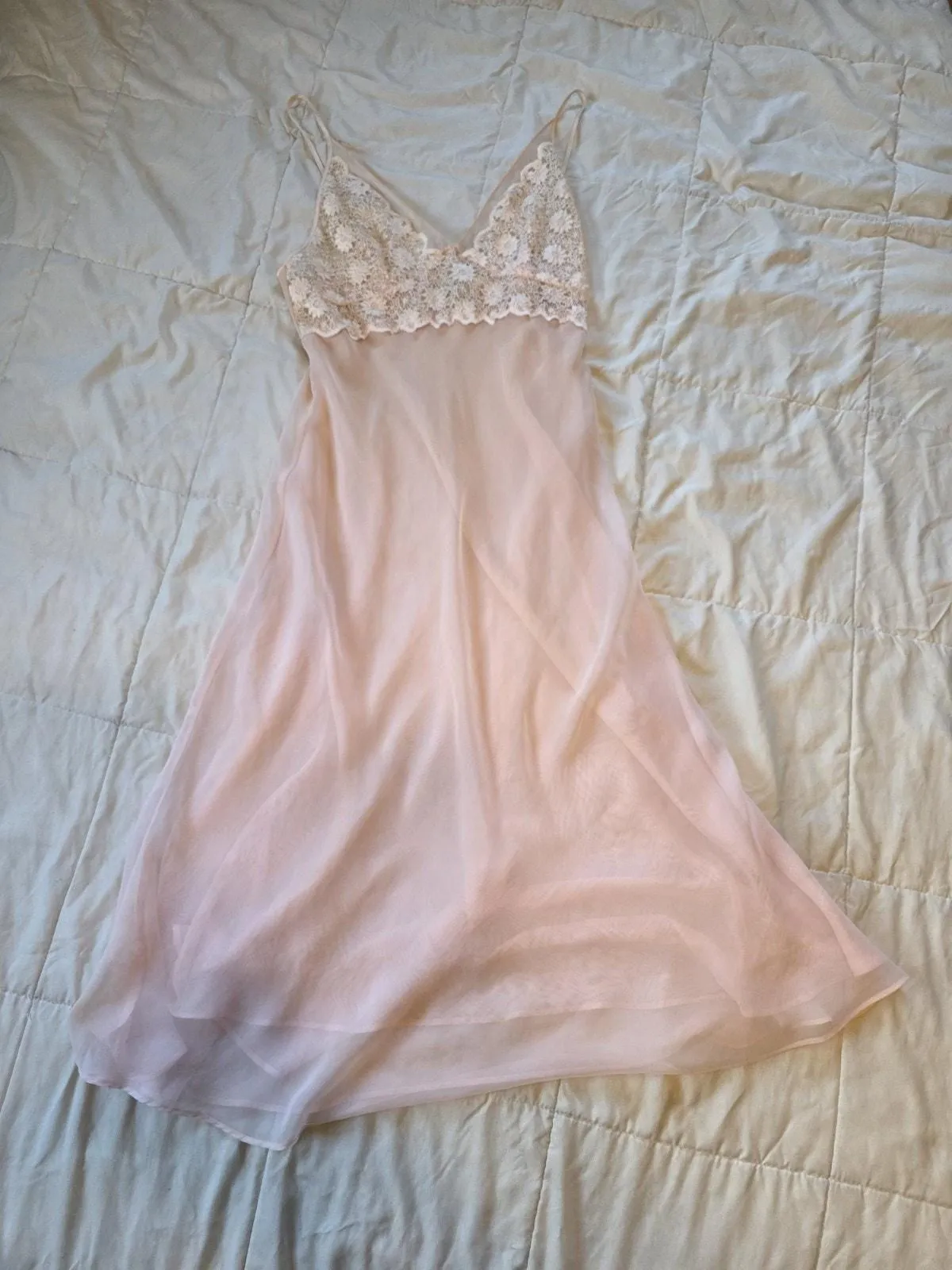 179 Jones Ny Womens Pink Lace Night Gown Dress Size Large  Whatnot: Shop,  Sell, Connect