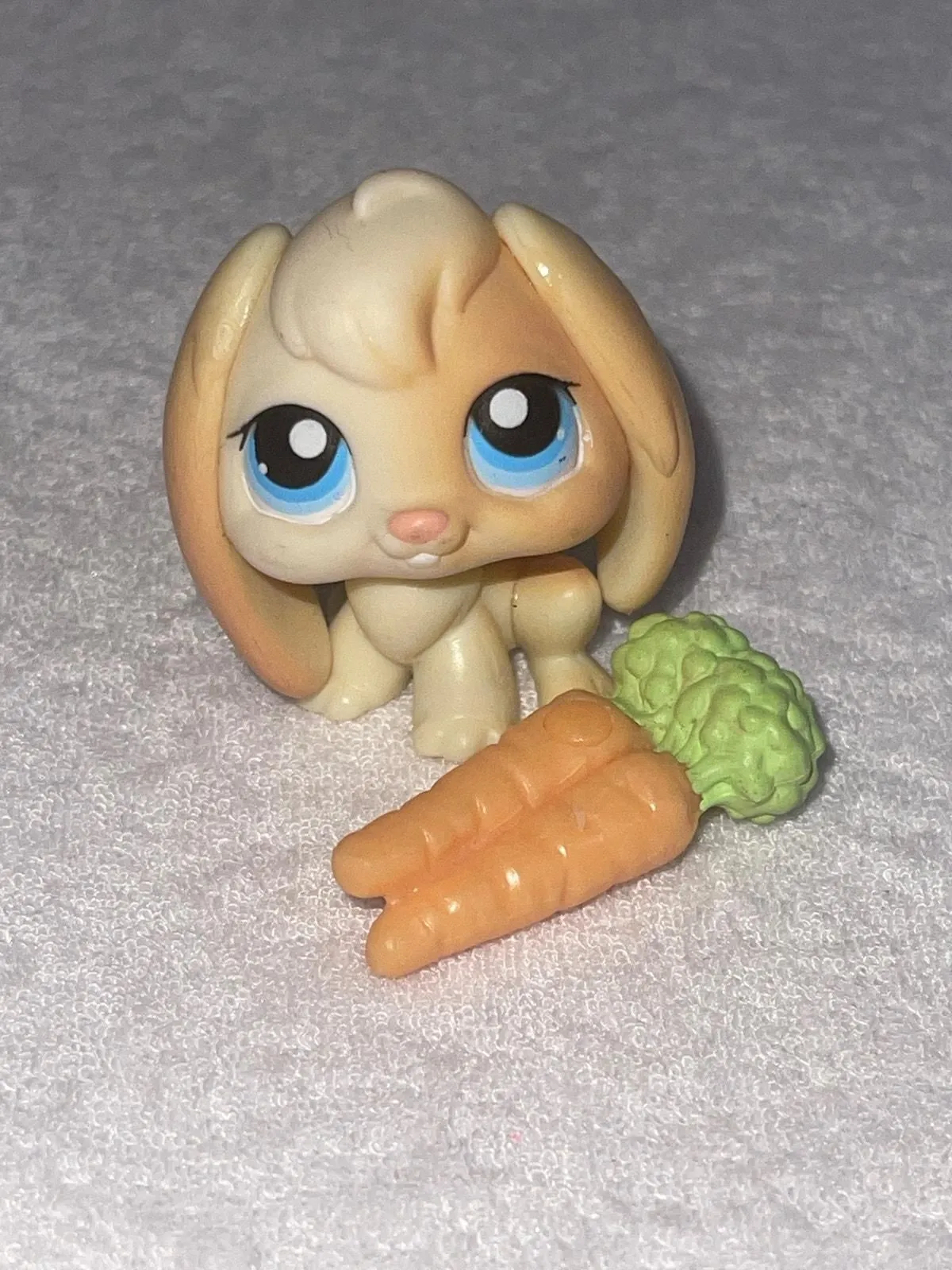 Littlest Pet Shop #95 Brown tan bunny rabbit · Whatnot: Shop, Sell