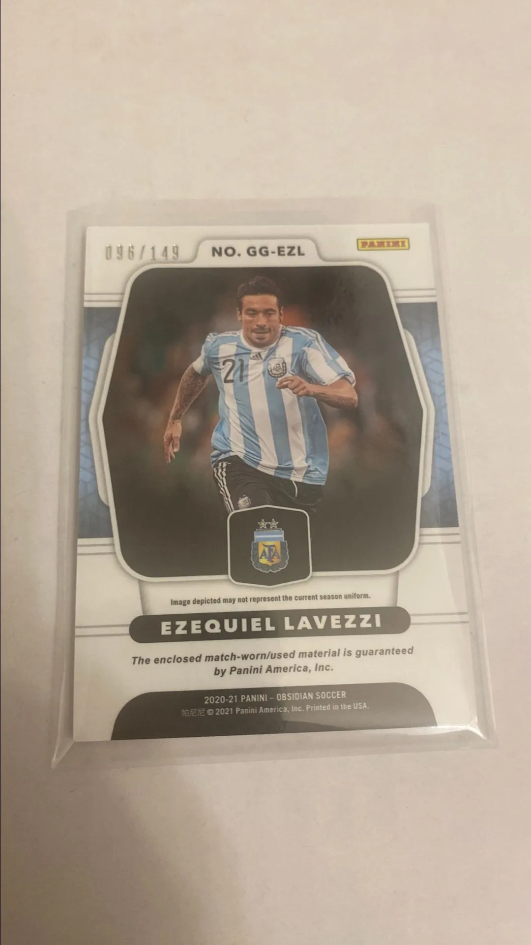2019-20 Panini Obsidian Atomic Material Jersey EZEQUIEL