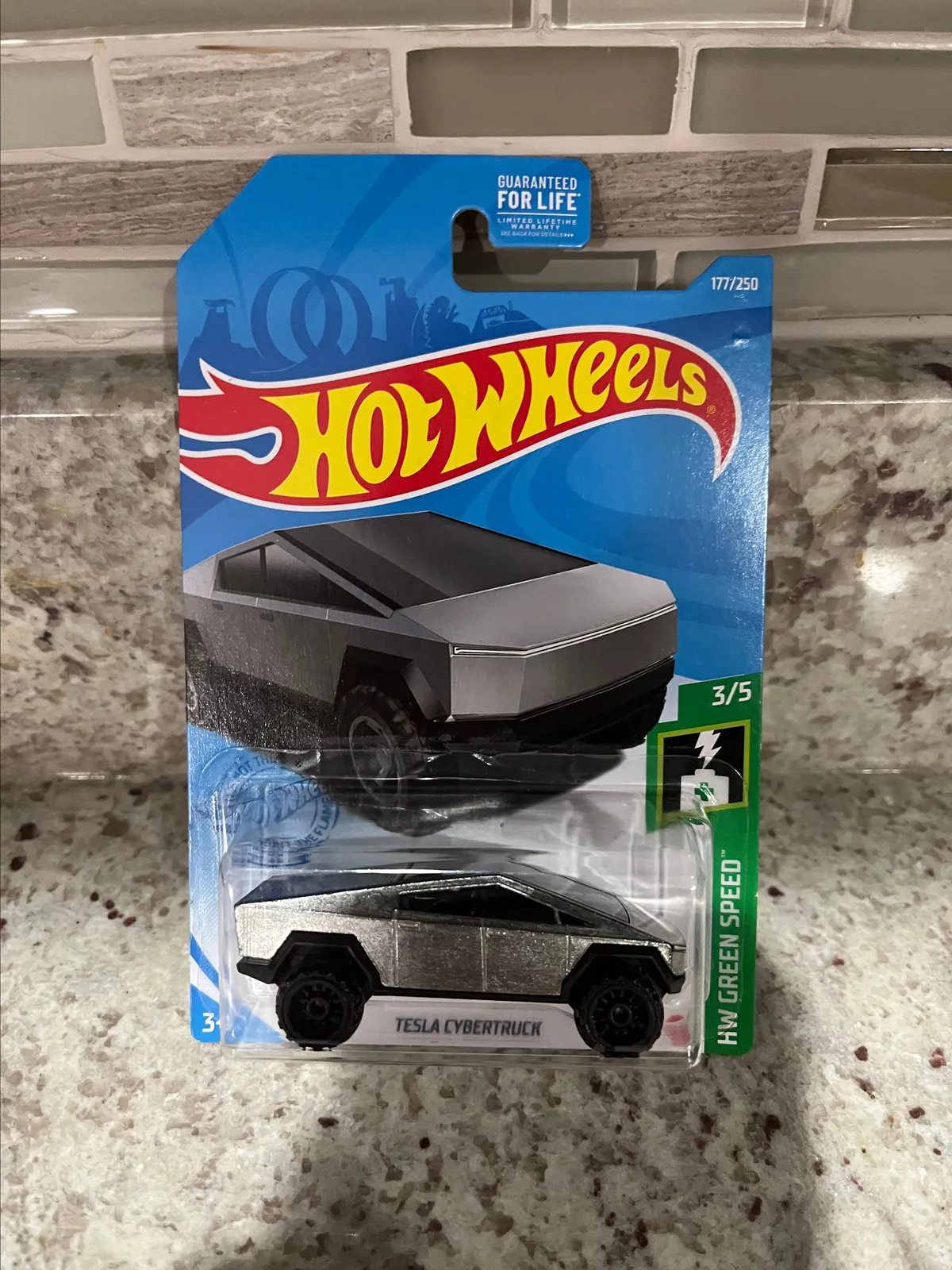 ホットウィールTesla Cybertruck 3台セット Hot Wheels Tesla Cybertruck HW hot trucks 3/10 ORIGINAL
