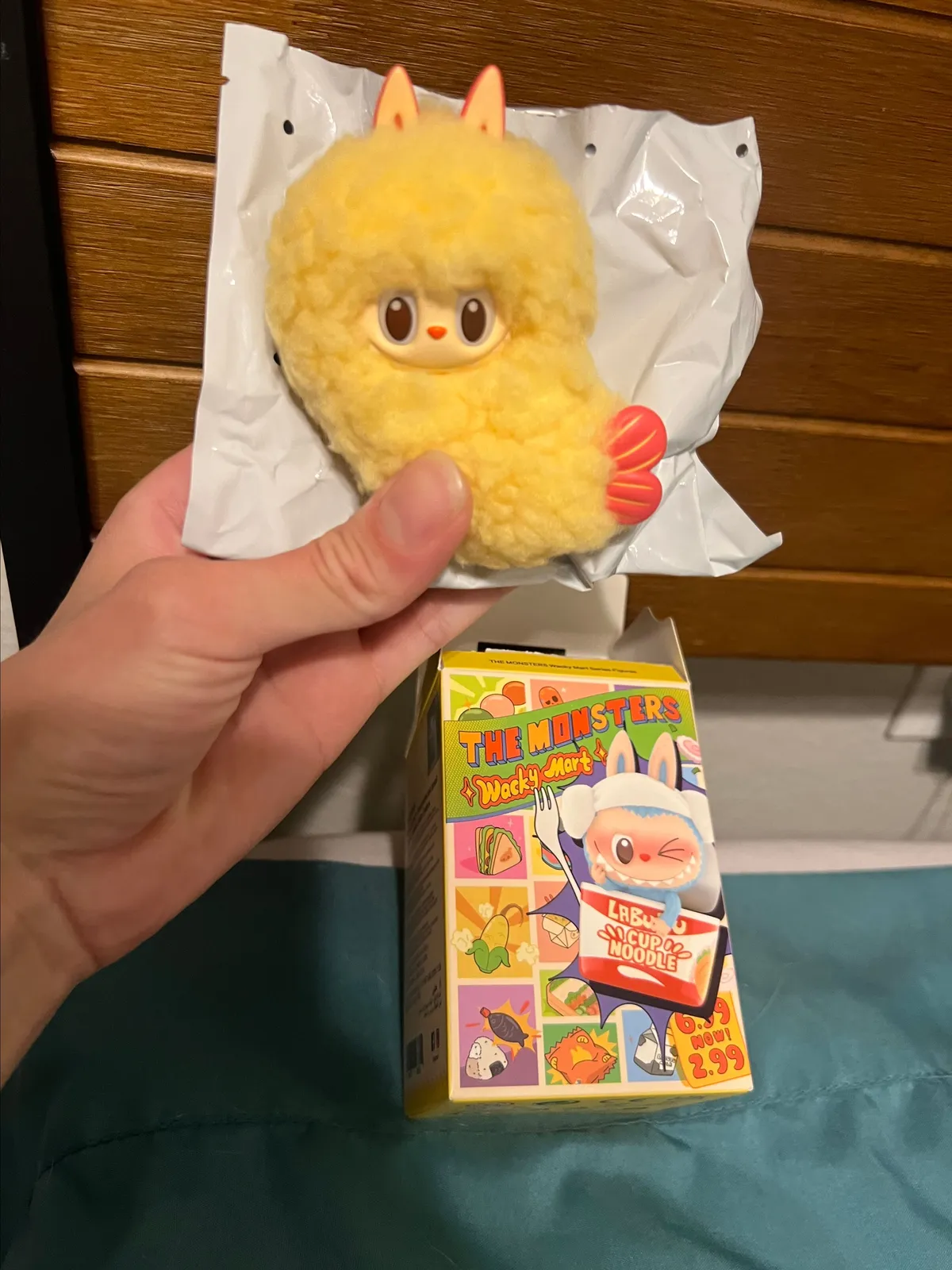 その他 THE MONSTERSwacky mart fried shrimp Pop mart The monsters wacky Mart Fried Shrimp figurine | eBay
