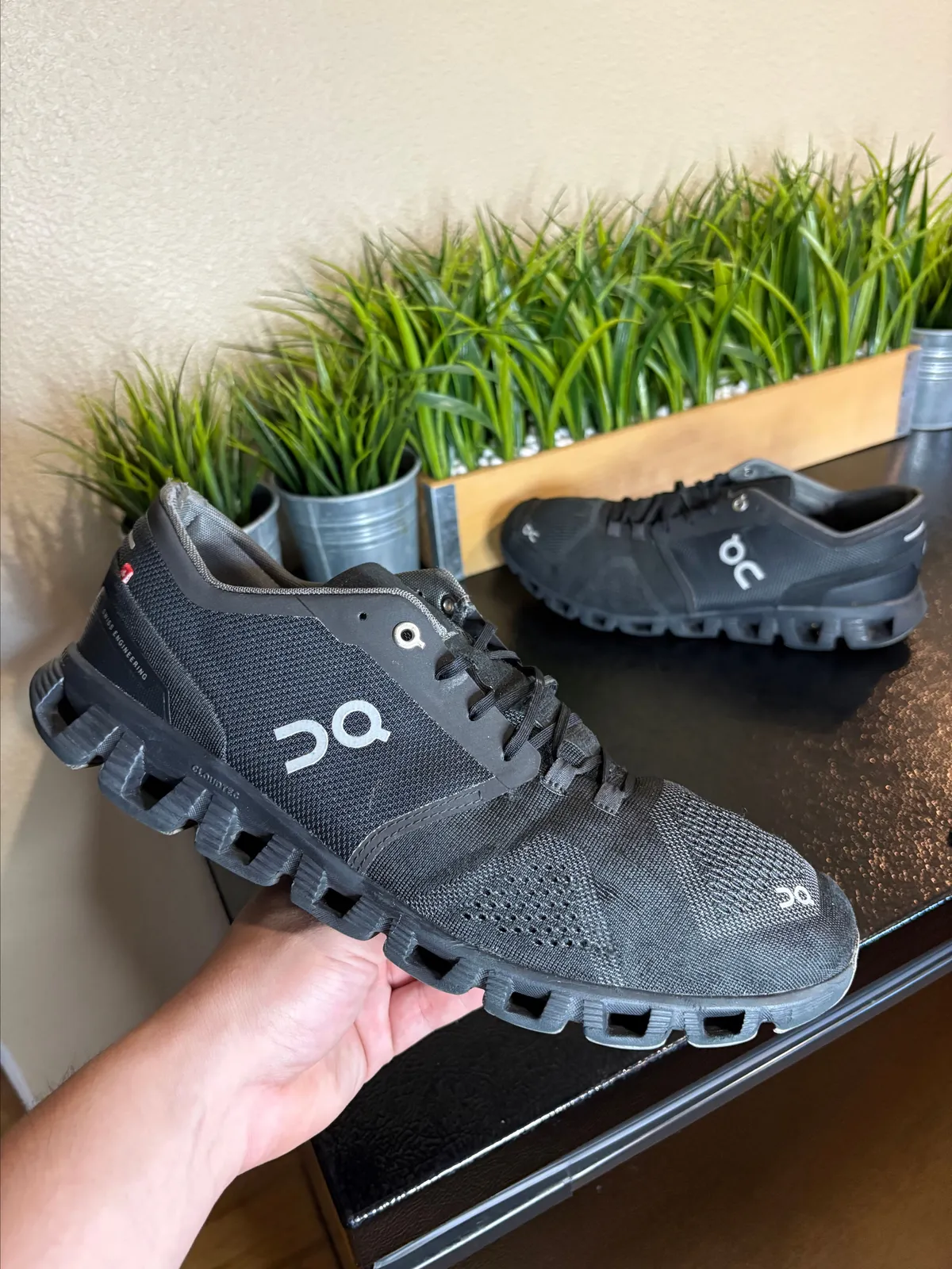 ロー ON Running 3ME30272539 Cloud X Z5 Asphalt Mens Running Shoe