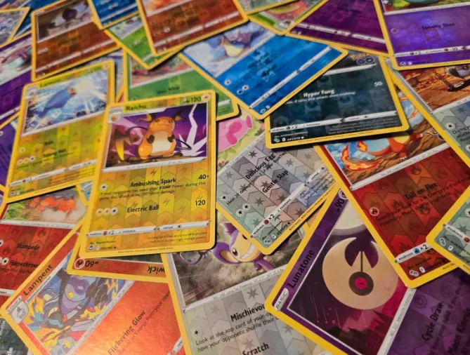 500 Bulk Holographic popular Pokemon Cards From Various Sets