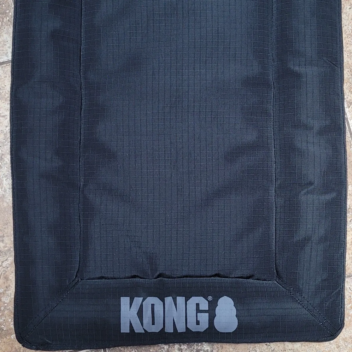 KONG DURABLE Dog Crate Mat Bed XS 24” x 18” Black Water Repellent