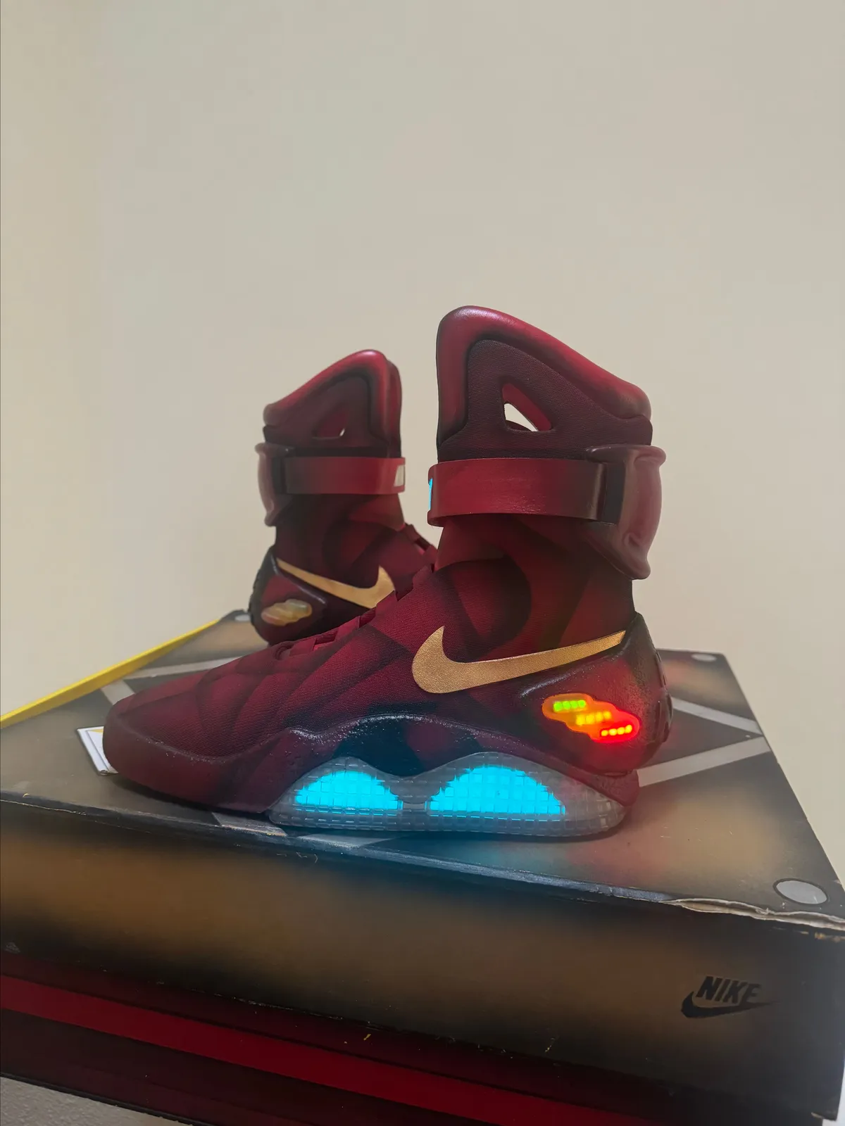 Nike Air Mag Back to the Future 2011 Iron Man Custom Size 8 DS BRAND NEW Whatnot Buy Sell Go Live