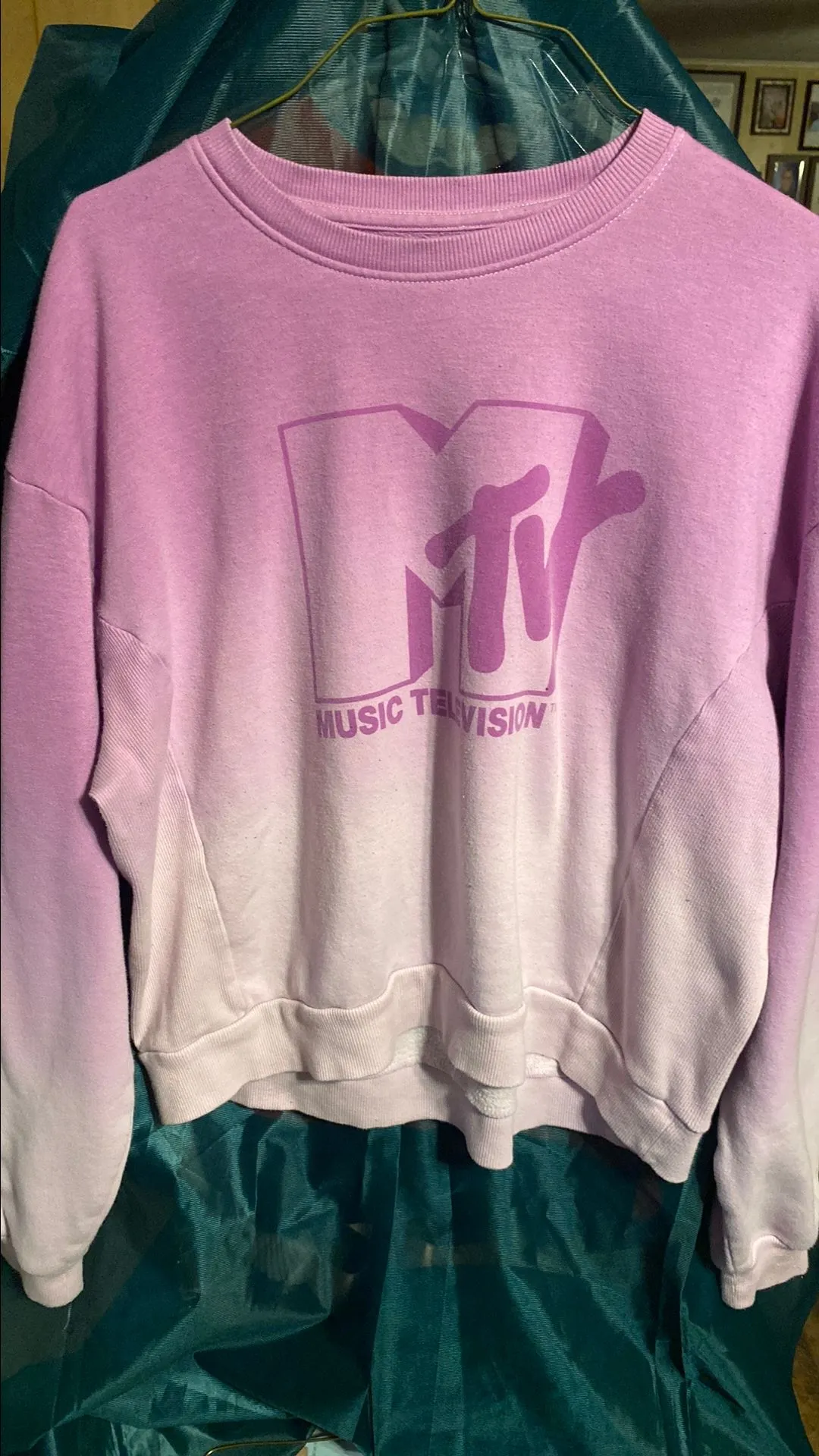 MTV sweatshirt size xxl · Whatnot: Buy, Sell & Go Live