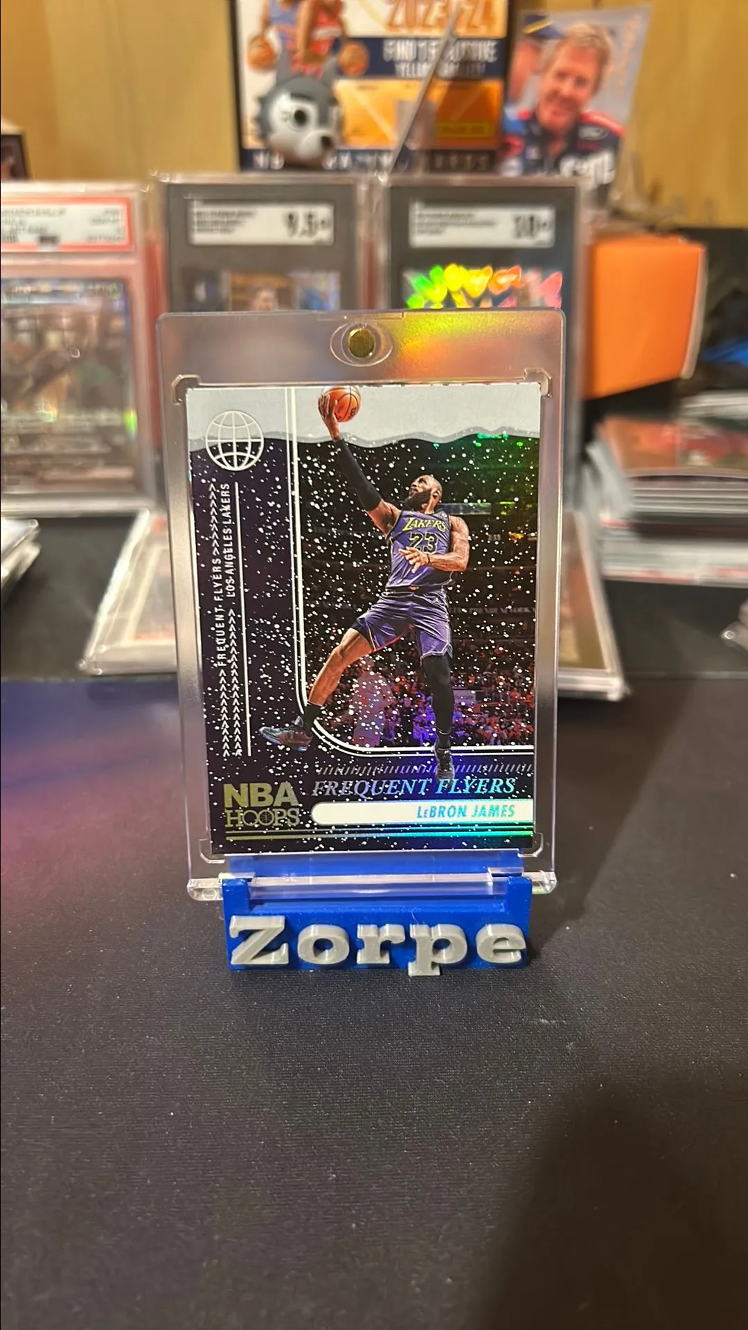 2023-24 Panini Phoenix - LeBron James #211 Color Burst for