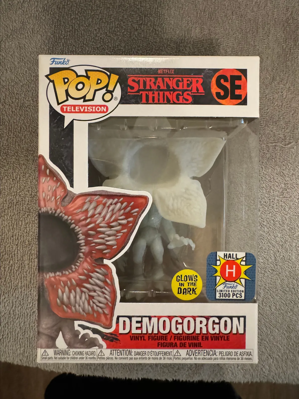 Funko Pop Red Glow Demogorgon Hall store H