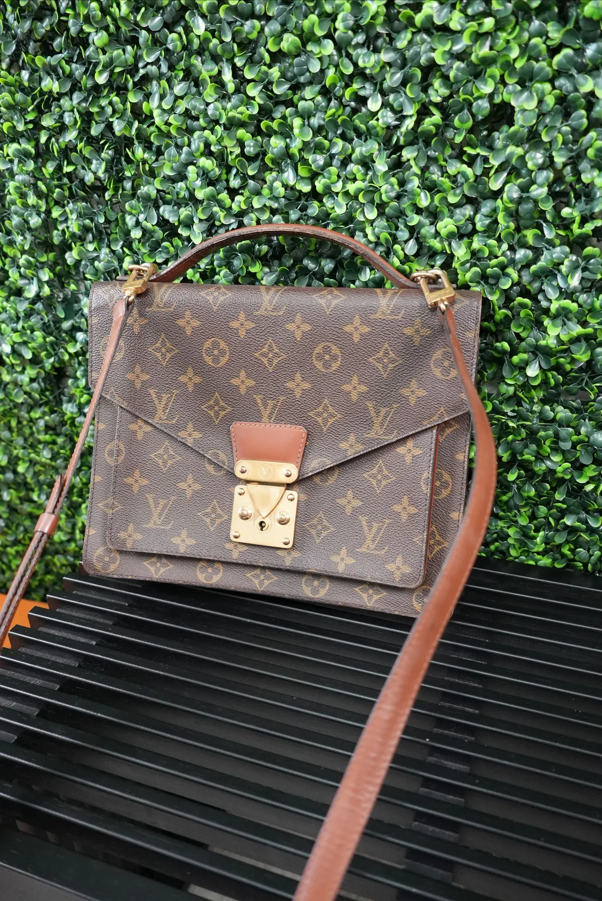 小物 LOUIS VUITTON 136628-fv.jpg?v=1705337306