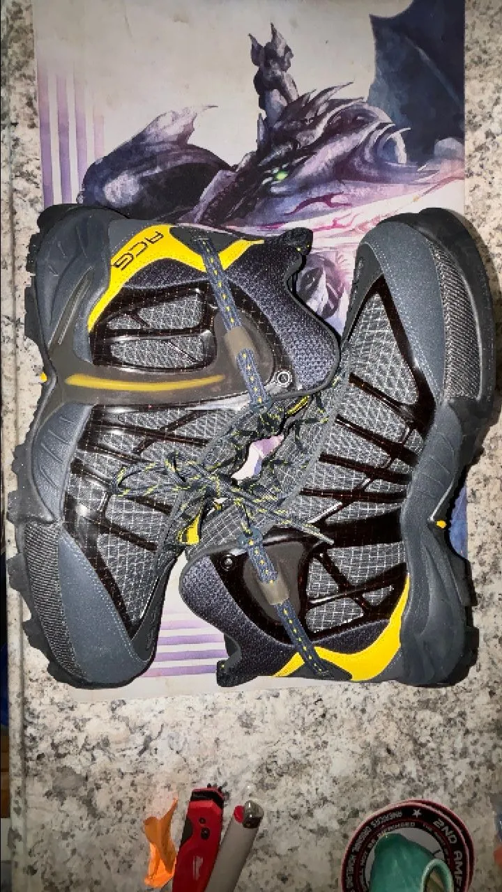 Nike ACG Air Zoom Tallac Lite OG Yellow Black Size 12